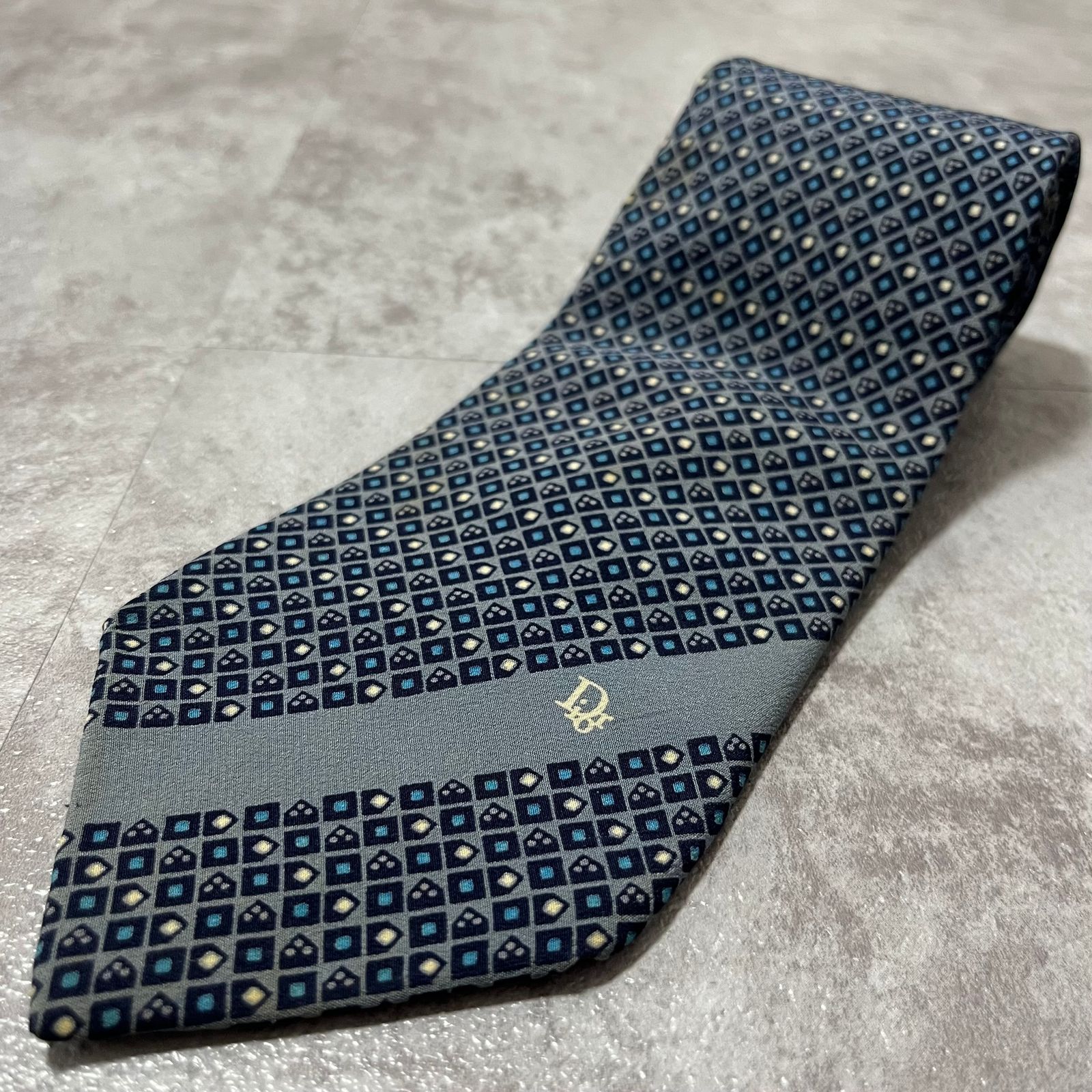 【Christian Dior】ロゴ入り小紋柄ネクタイ　バイカラー　グレー　ネイビー