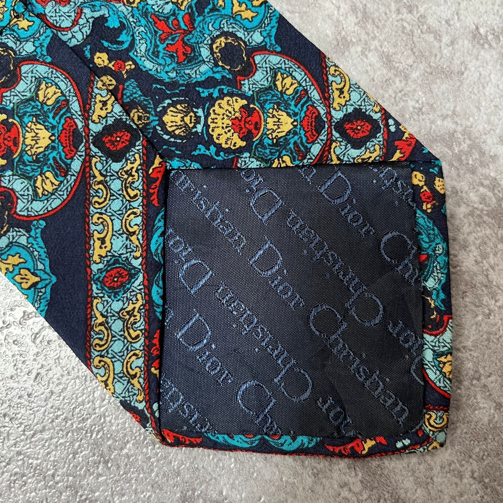 Christian Dior ネクタイ 極彩色 マルチカラー ペイズリー柄 Christian Dior】花柄ペイズリーネクタイ ブルー マルチカラー ド派手