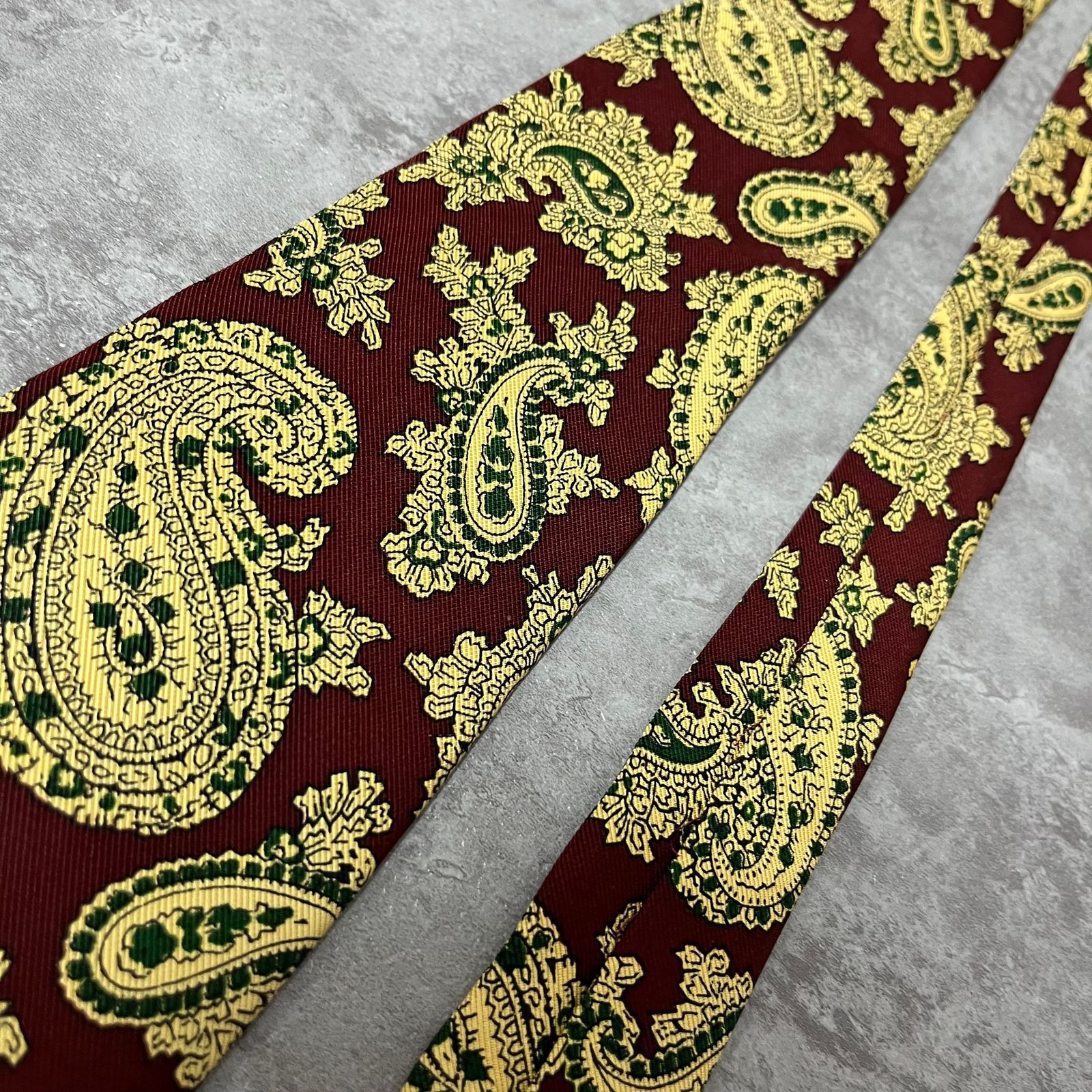 【未使用に近い✨】ラルフローレン ネクタイ ラズベリー ペイズリー ジャガード RALPH LAUREN】ペイズリー柄ネクタイ レッド バイカラー - メルカリ