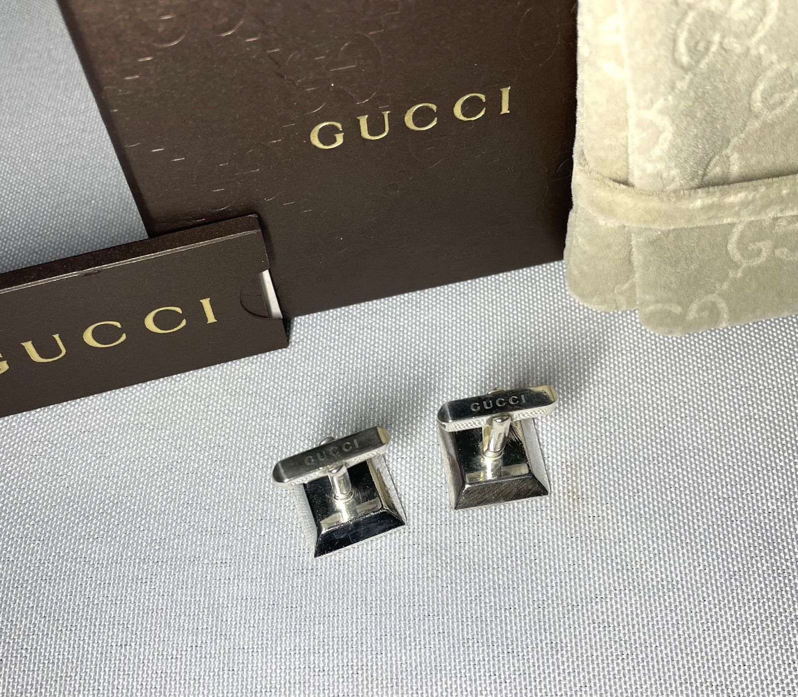 GUCCI グッチ ブランドロゴ文字 スターリングシルバー SV925スクエア