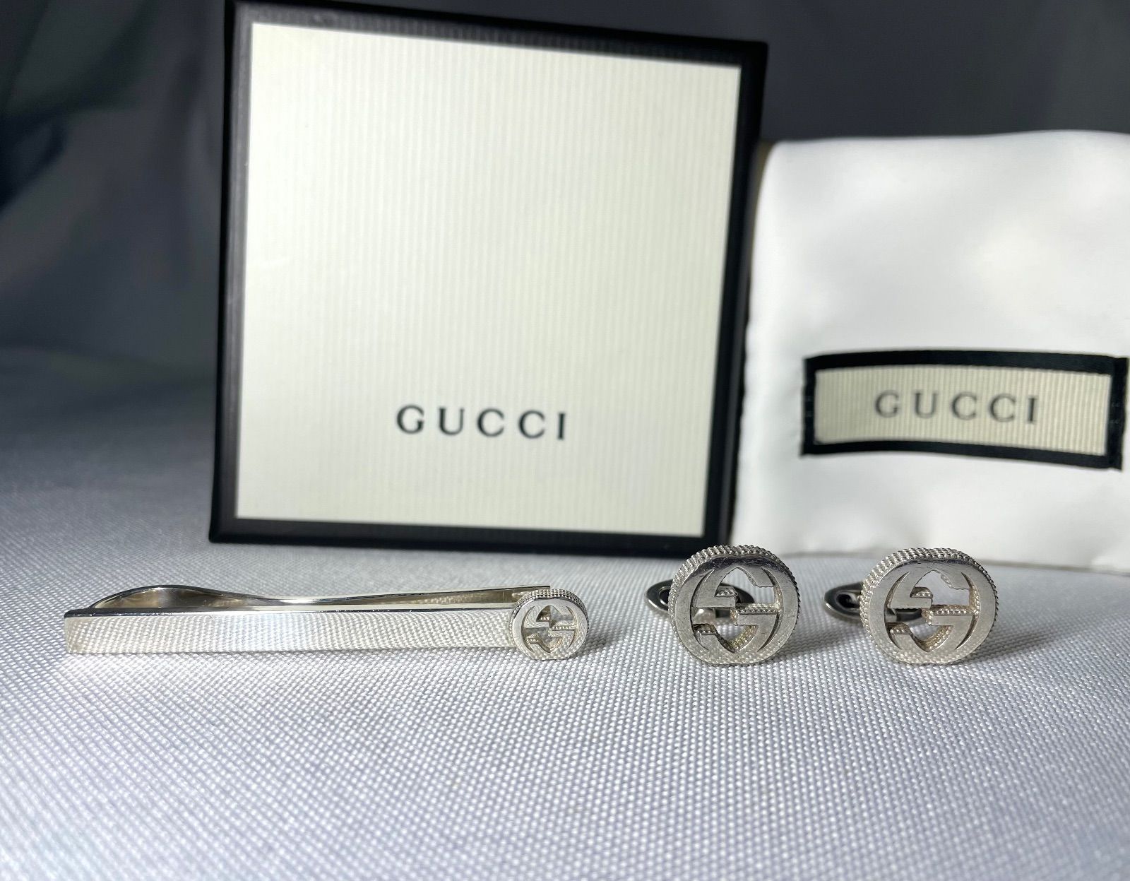 GUCCI　カフスボタン　インターロッキング　GG インターロッキングG シルバー カフリンクス ・スターリングシルバー