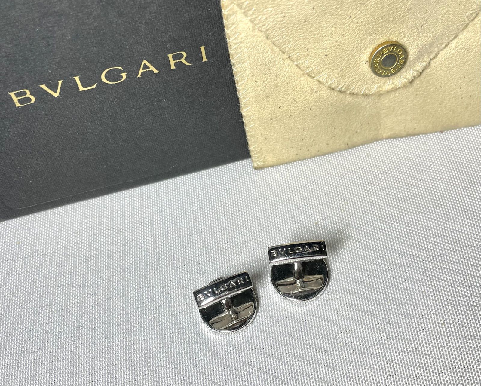 BVLGARI ブルガリ ブランドロゴ文字 ブラックオニキス & 鏡面