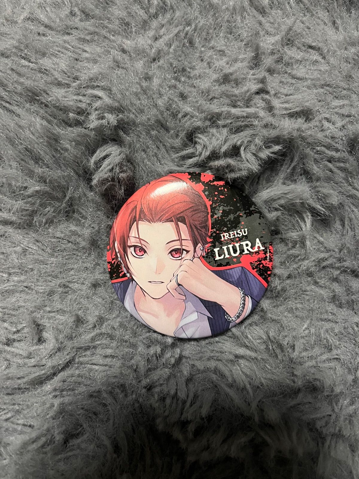 いれいす りうら Paparazzi 缶バッジ - メルカリ