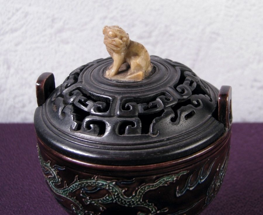 茶道具 交趾焼 獅子文 蓋裏仏像刻 懐中仏 香合 蓋物 C R9390