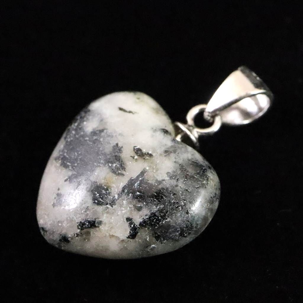 H&E社 ブラックトルマリン アゼツライト (AZOZEO) 15mmハート