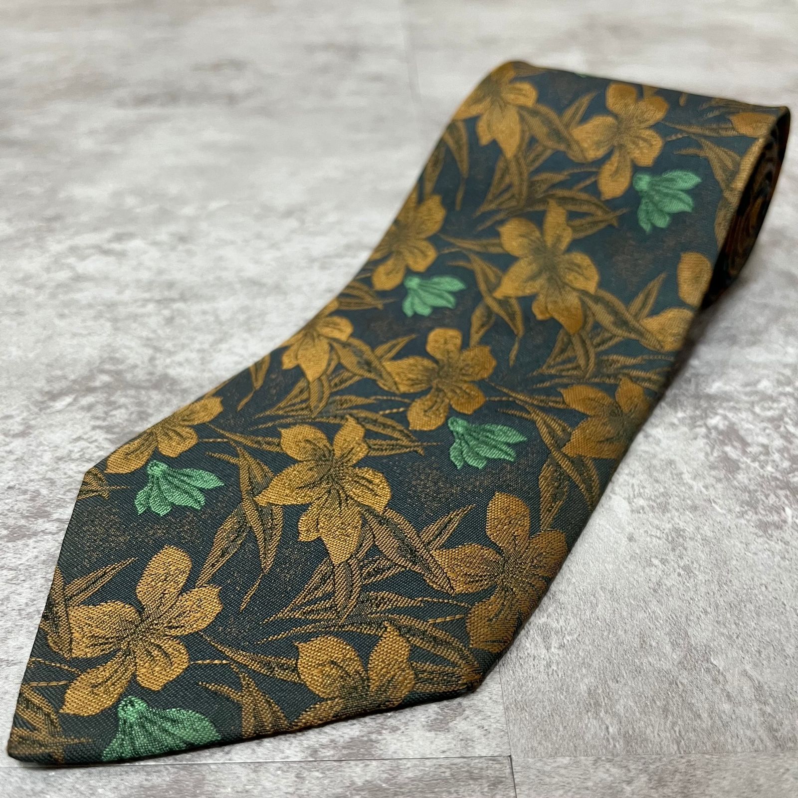 2024 エトロ ネクタイ 植物柄 ボタニカル ネクタイ エトロ ペイズリー