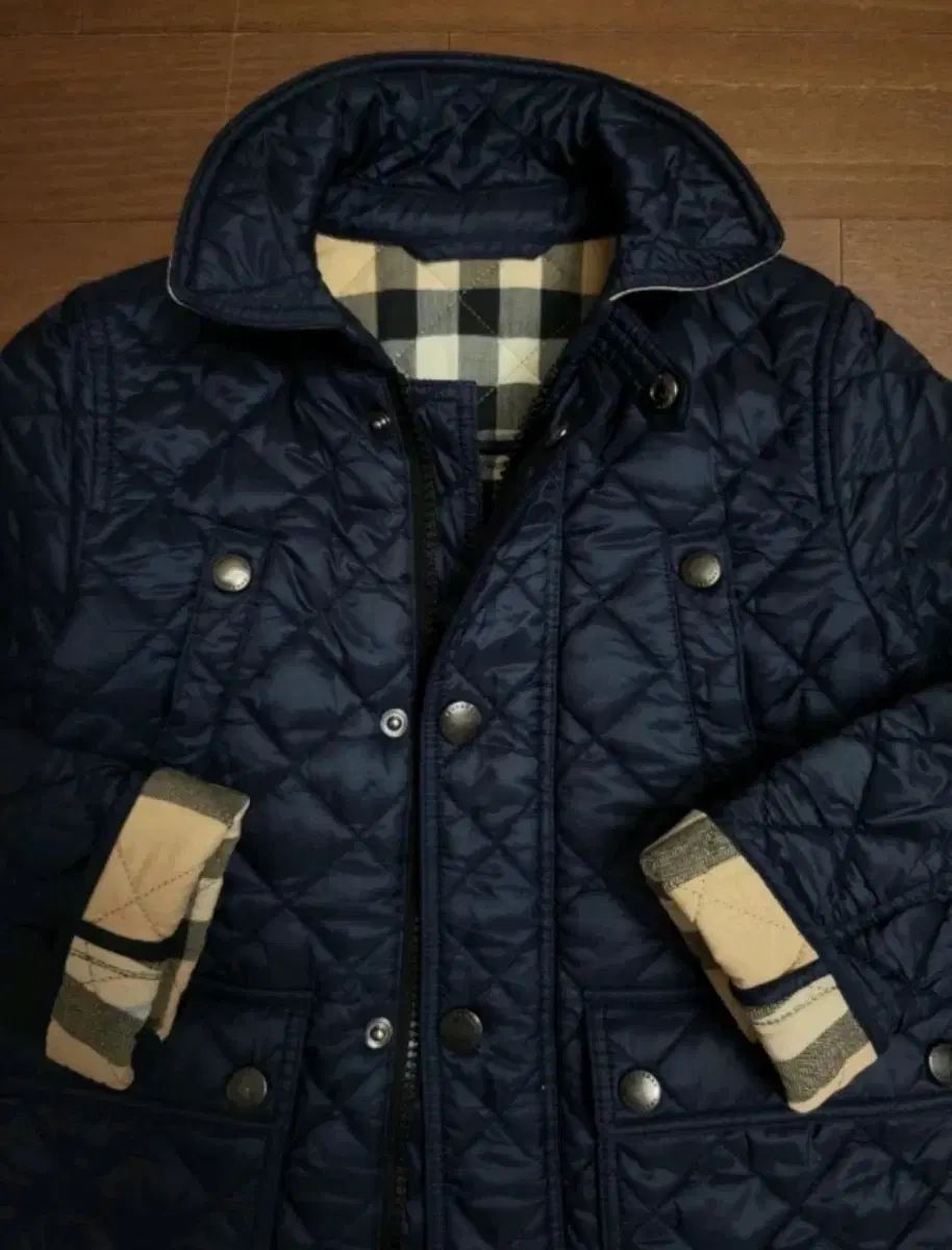 正規品 バーバリー キッズ キルティングジャケット 100 - メルカリ