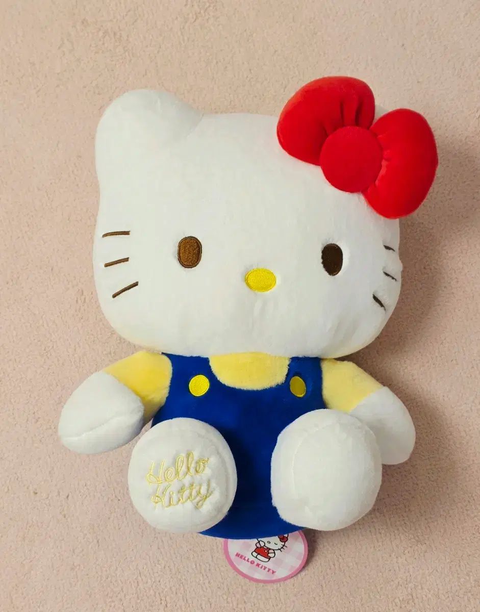 ハローキティ 大型 35cm ぬいぐるみ 新品 - メルカリ