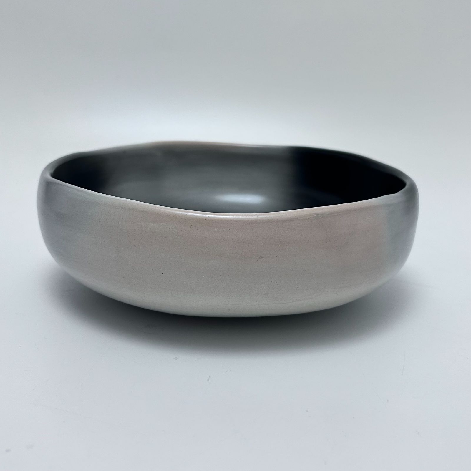 雲華灰器　炉　風炉　崇白　茶道具 雲華焼 崇白 風炉 灰器 茶道具 在銘 - メルカリ