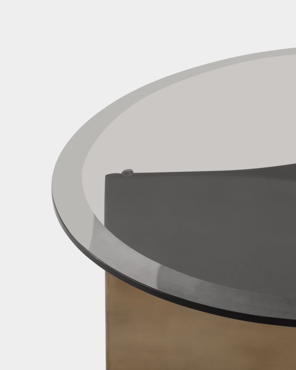 Wendelbo アークテーブル トアン・グエン ガラス天板サイドテーブル