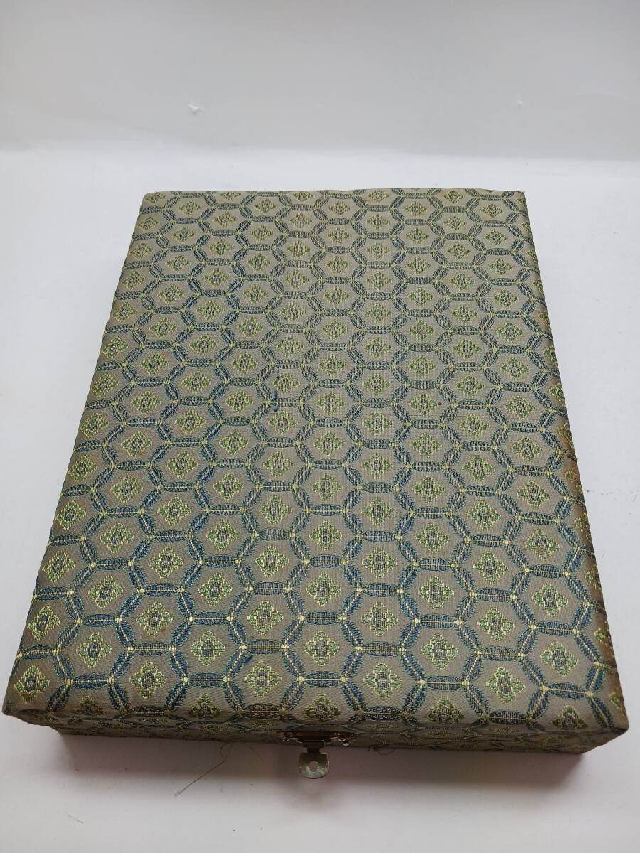 中古品】中国 澄泥硯 龍宝瀧登 高級硯 文房四宝 龍彫刻 美術品 骨董