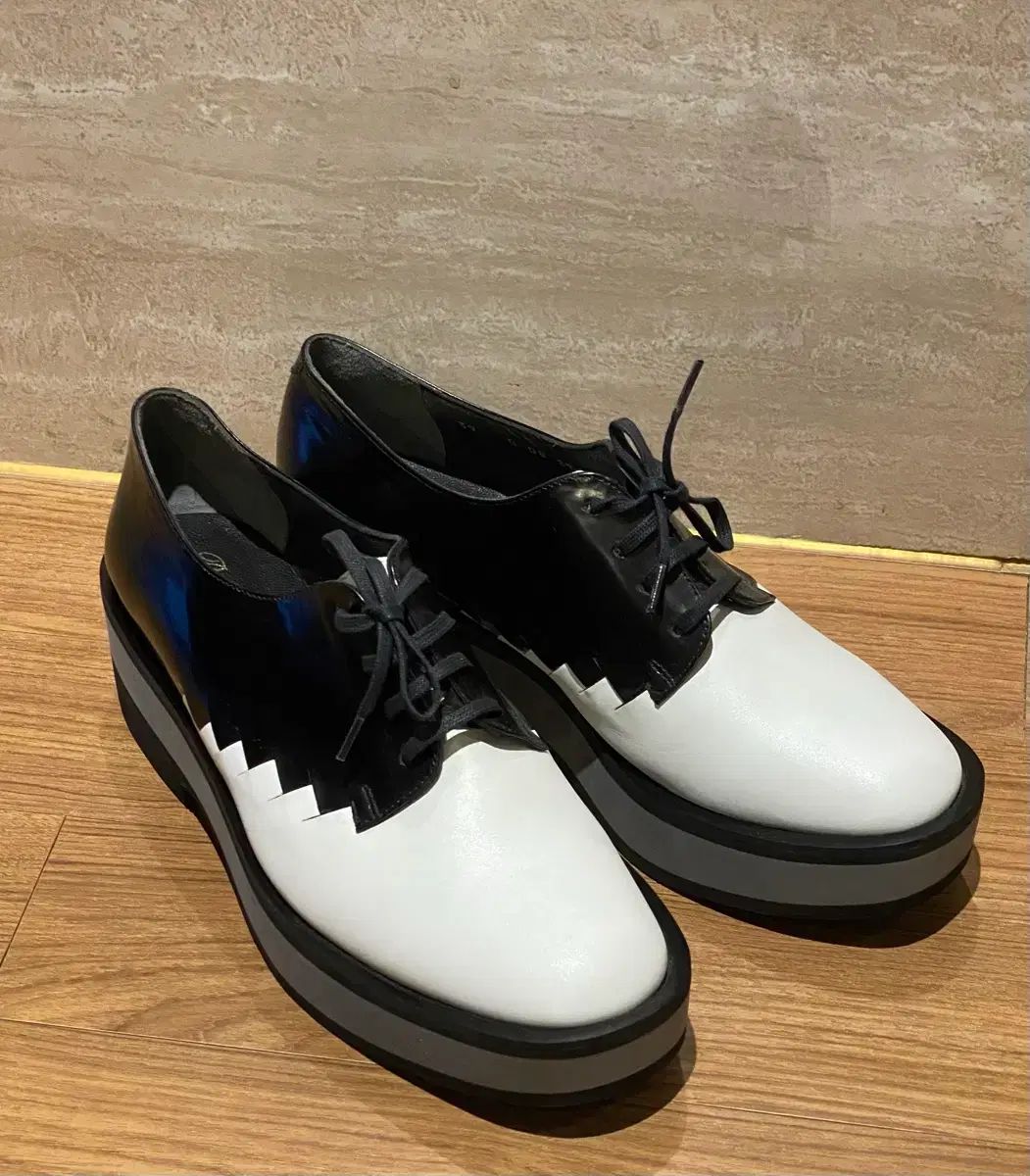 新品) Robert Clergerie ロベール・クレジュリー レディース フラット