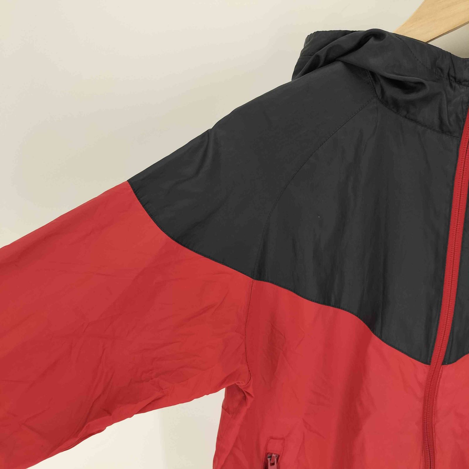 ナイキ NIKE スウッシュ刺繍 切替し バイカラー 裏地メッシュ ナイロン