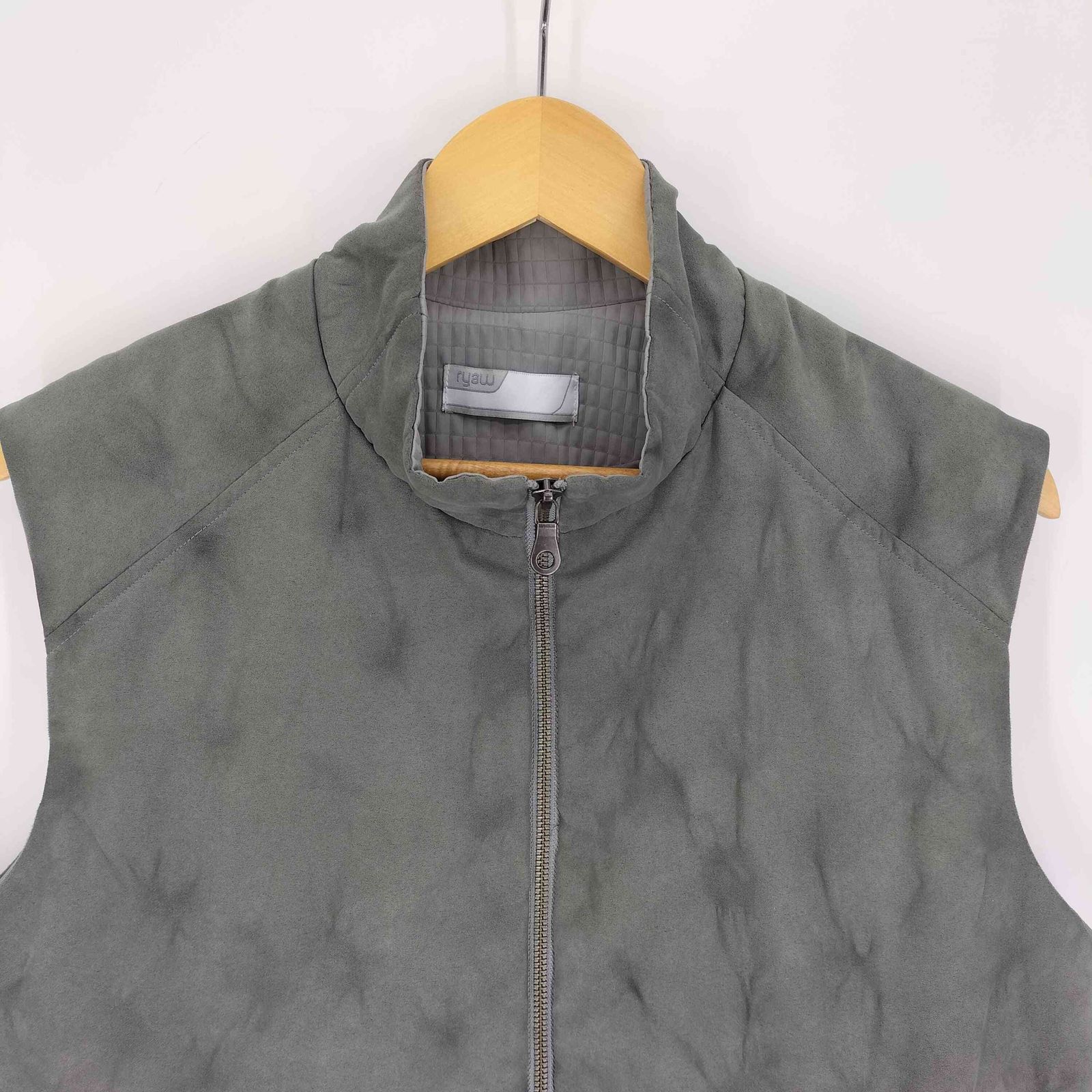 USED古着(ユーズドフルギ) {{RYAW}} Leaf vein VEST ユーズドフルギ USED古着 Leaf vein VEST メンズ JPN：2 - メルカリ