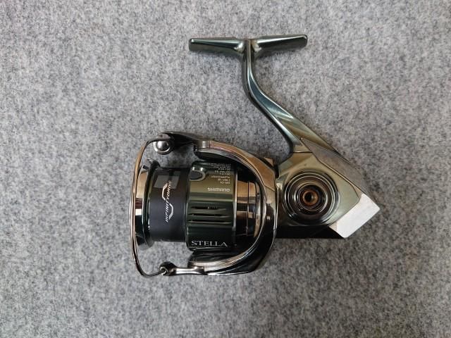 未使用品】 シマノ 22 ステラ 3000MHG スピニングリール STELLA 043931