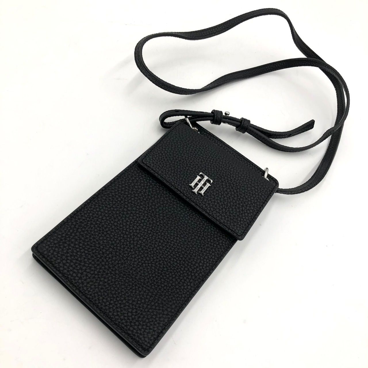 新品未使用】トミーヒルフィガー スマホショルダーバッグ 黒 シボ革 