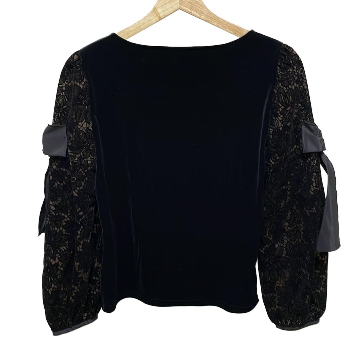 お値下げ⭐︎タグ付き　エムズグレイシー 長袖　カットソー　黒　リボン M'S GRACY(エムズグレイシー) 長袖カットソー サイズ40 M レディース美