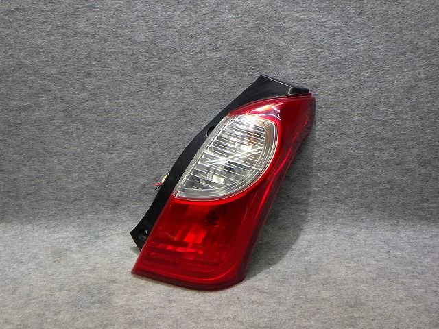 アルト 右テール HA25S キャロル等 35603-64LO 35650-64L00 251223035
