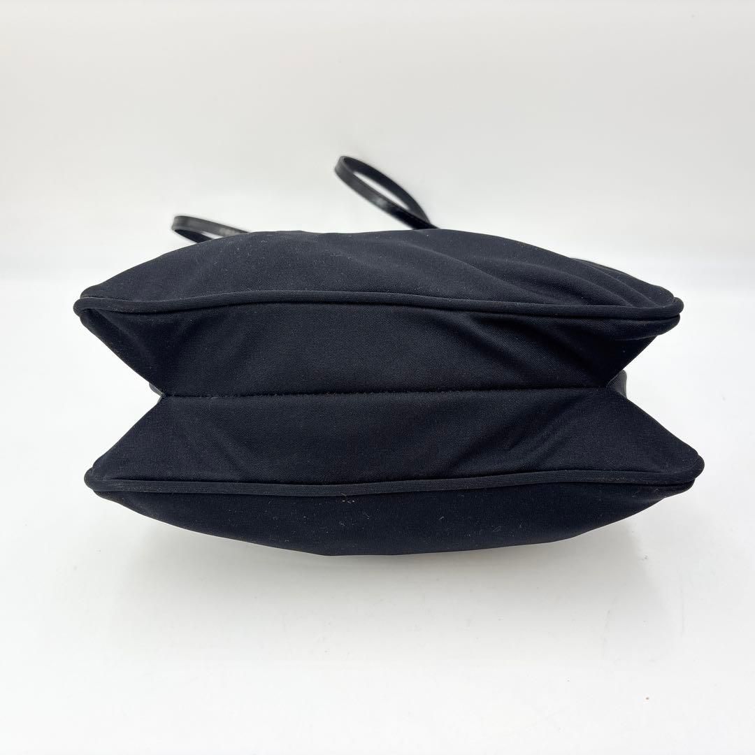 フェンディ マンマバケット ハンドバッグ ワンショルダーバッグ ジャージ 黒 フェンディ マンマバケット ハンドバッグ ワンショルダーバッグ