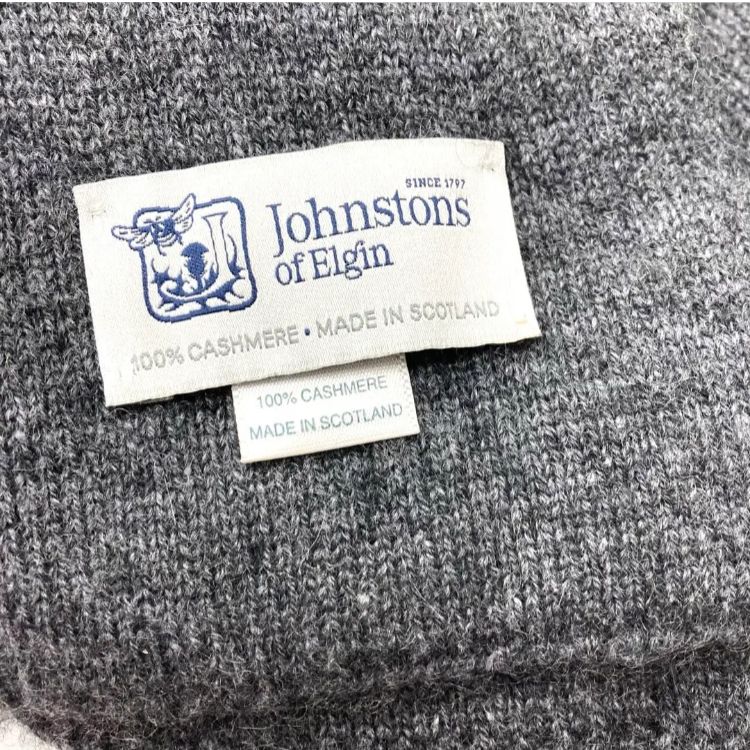 極美品❣️Johnstons of Elginジョンストンズ マフラーグレー - メルカリ