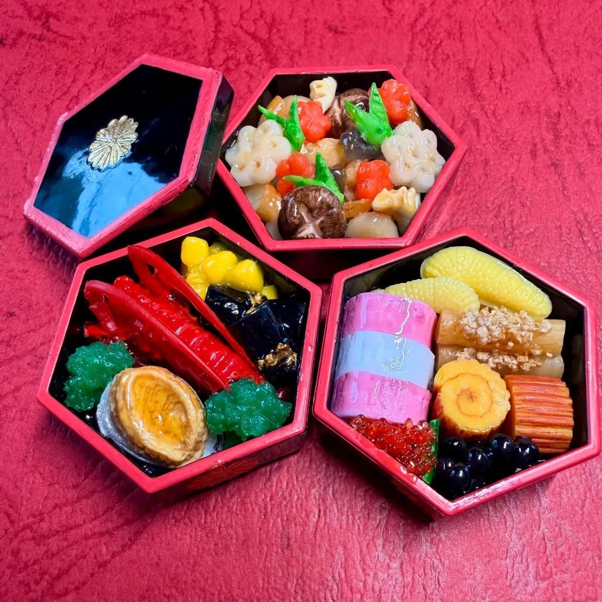 876おせちセットお節料理️ミニチュアフード　ドールハウスおもちゃ　バービー　リカちゃん　シルバニア　樹脂粘土　ねんどろいど　ブライス　オビツ　フィギュア　ぬいぐるみ　ミニチ