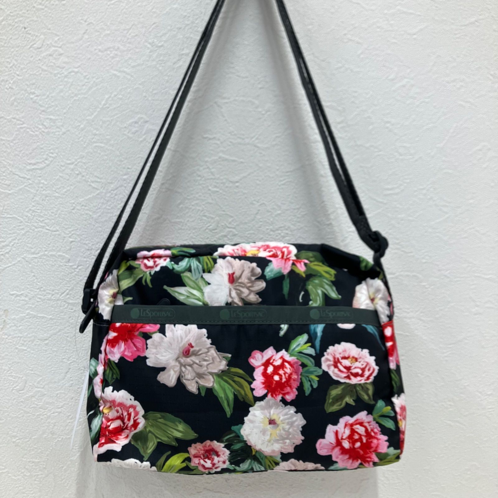 7925 LeSportsac レスポートサック ショルダーバッグ ダニエラクロス