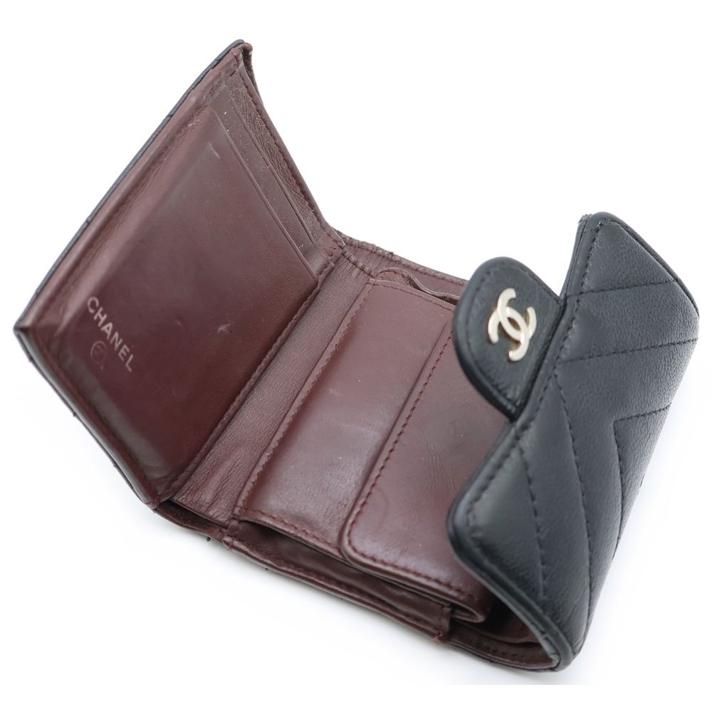 CHANEL (シャネル) ココマーク シェブロン Vステッチ キャビアスキン