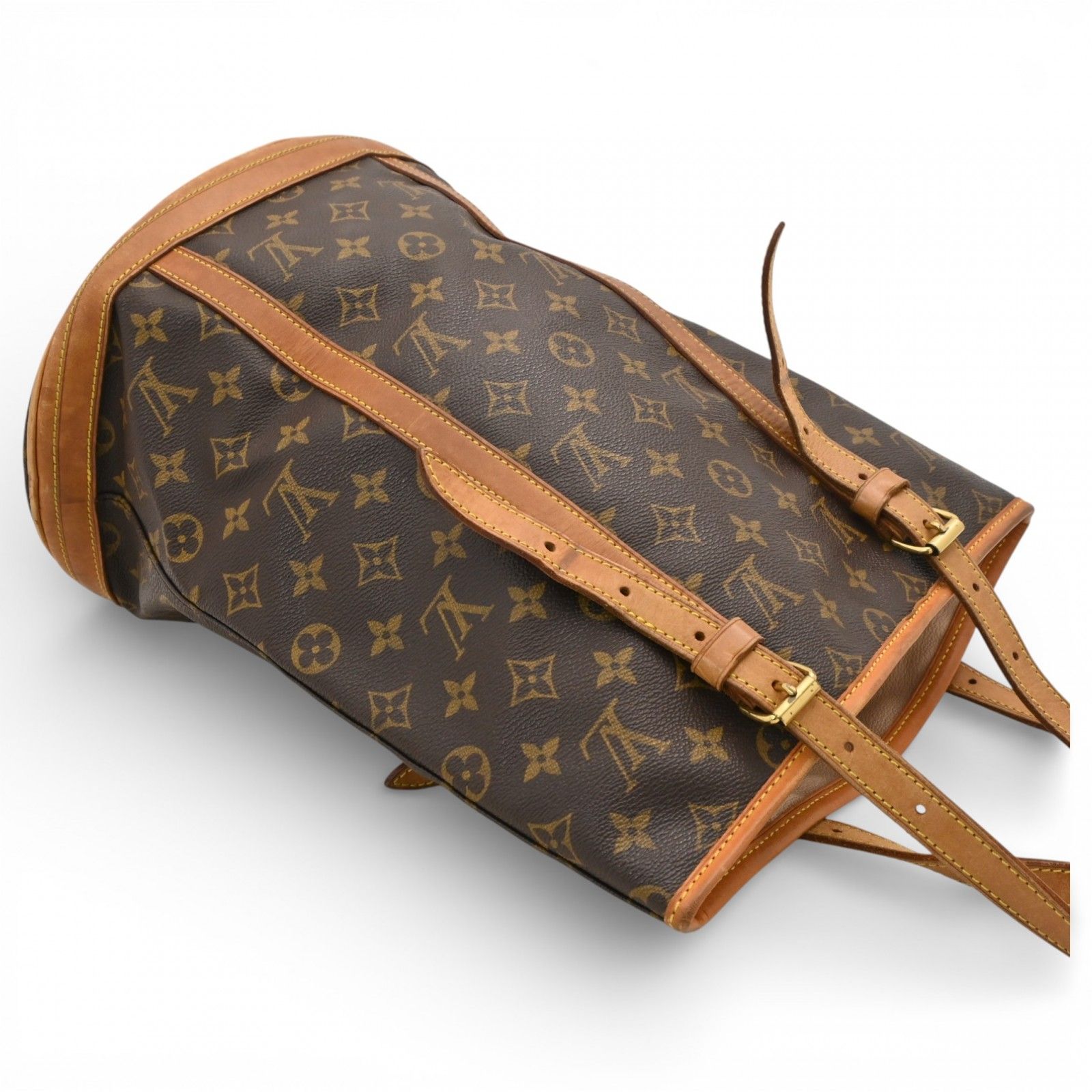 ✨LOUIS VUITTON✨バケットGM✨モノグラム✨ショルダーバッグ✨ ルイヴィトン モノグラム バケットGM ショルダーバッグ Bランク