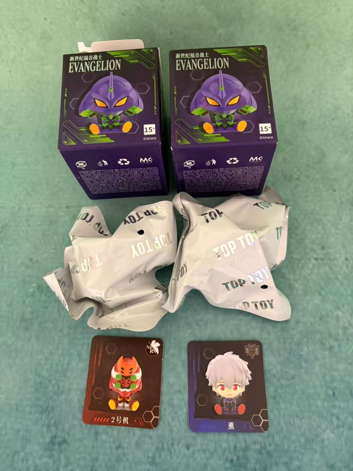 エヴァンゲリオン kayou 中国限定 トレーディングカード ZR 5枚セット② TOP TOY 中国限定 エヴァンゲリオンのフィギュア2個とカード2枚の