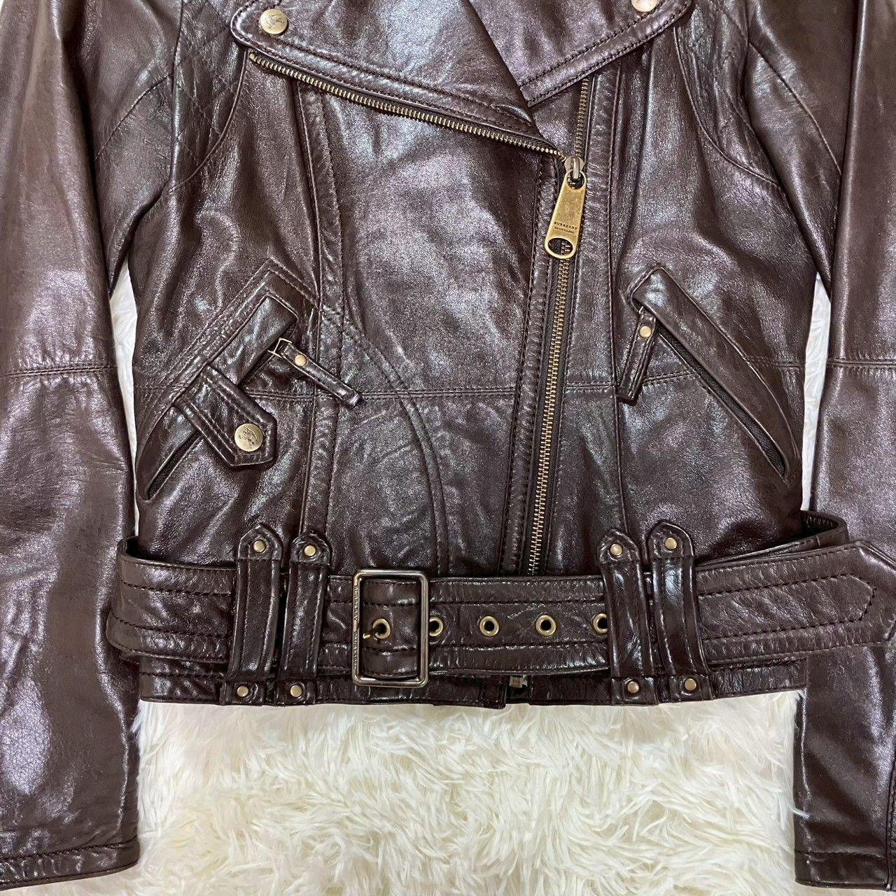 バーバリーブルーレーベル ダブルライダース ラムレザー ベルト付き