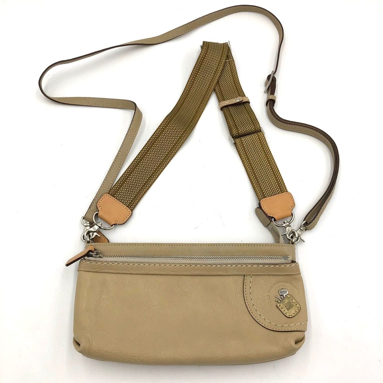 ペレボルサ　ショルダーバッグ　エクルベージュ　新品 ペレボルサ ショルダーバッグ エクルベージュ 新品 ペレボルサ PELLE