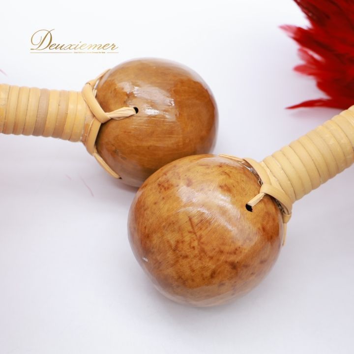 フラダンス用 赤と黄色の鮮やかな羽根を使用したウリウリです。 フラダンス用 赤と黄色の鮮やかな羽根を使用したウリウリです。