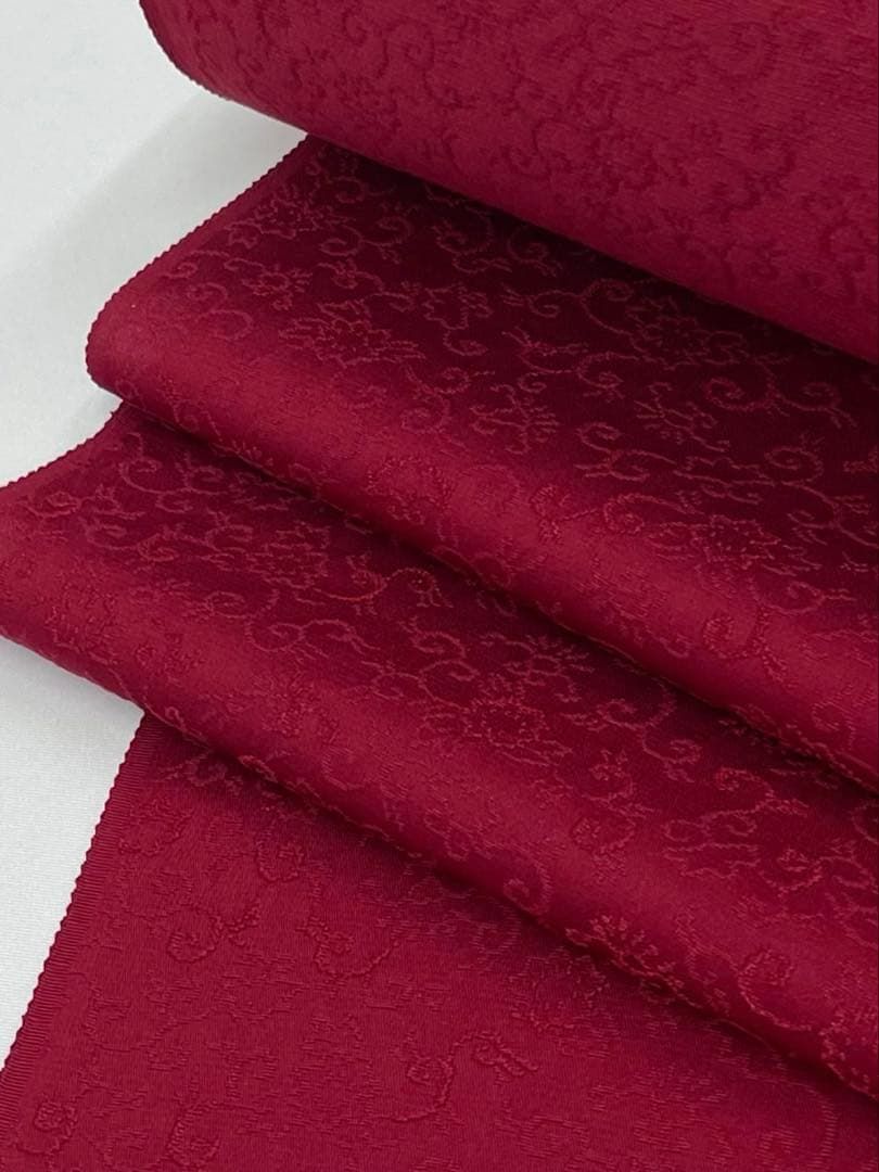 色無地 紋意匠 退紅色 正絹 反物 色無地 ふくれ織 紋意匠 着尺 朱・緋色 正絹 反物 T9197 - メルカリ