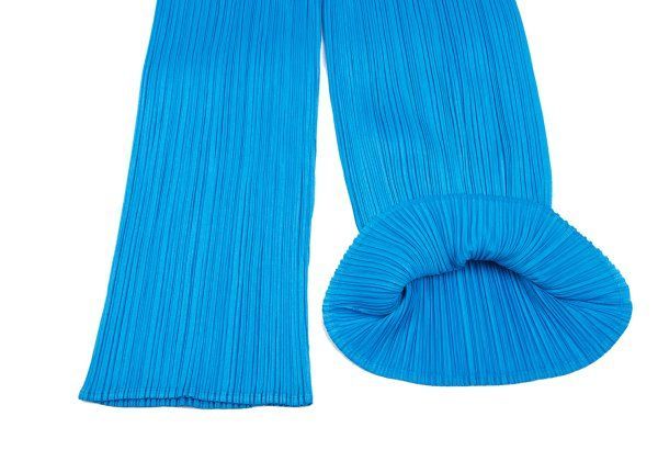 プリーツプリーズPLEATS PLEASE プリーツストレートパンツ 水色2