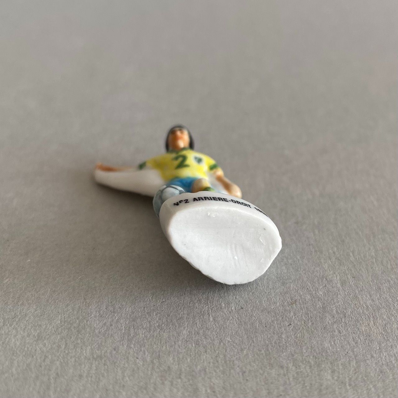 サッカー選手のフェーブ／右サイドバック／1998年／フランス雑貨／陶器