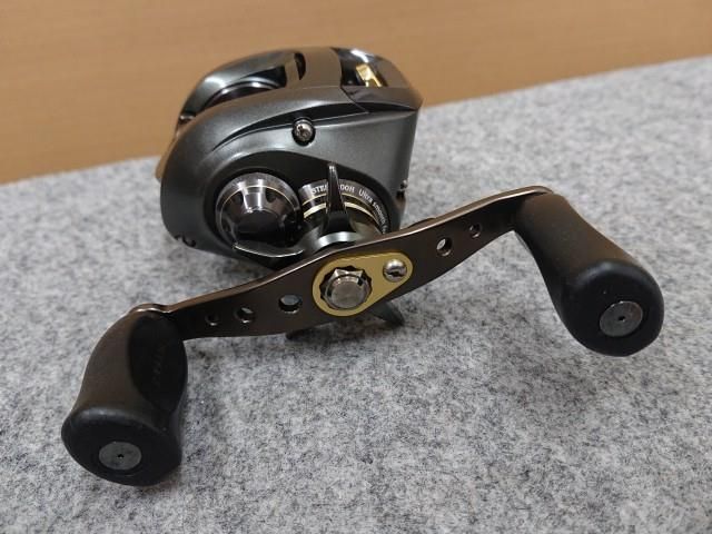 中古】 ダイワ スティーズ STEEZ 100H DEEP SPOOL ベイトリール STEEZ