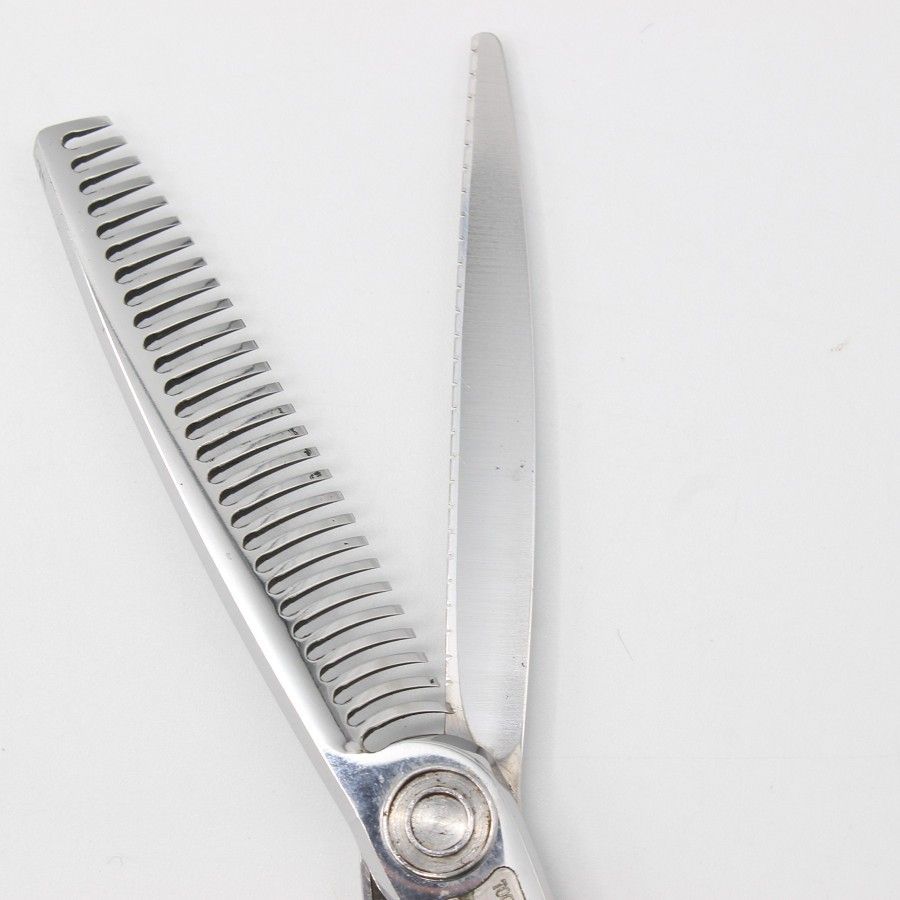 美品】刃物屋トギノン クイーンサクセススター セニング 5.8インチ