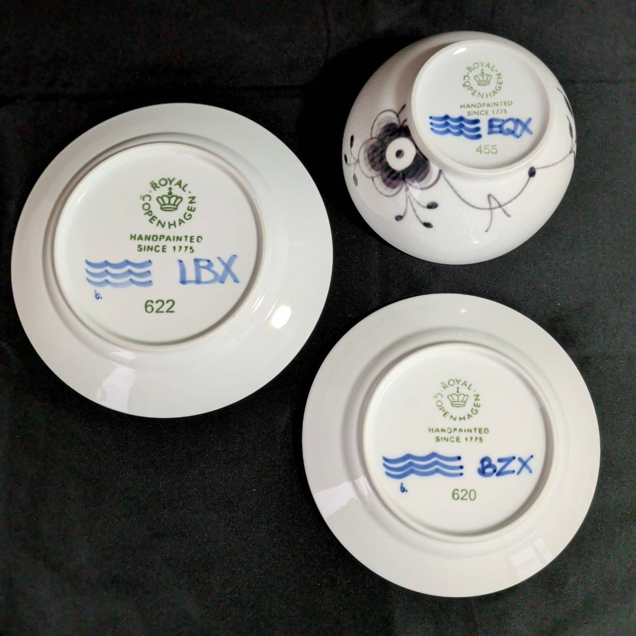 ロイヤルコペンハーゲン ブラック フルーテッドメガ 皿 3点 - メルカリ