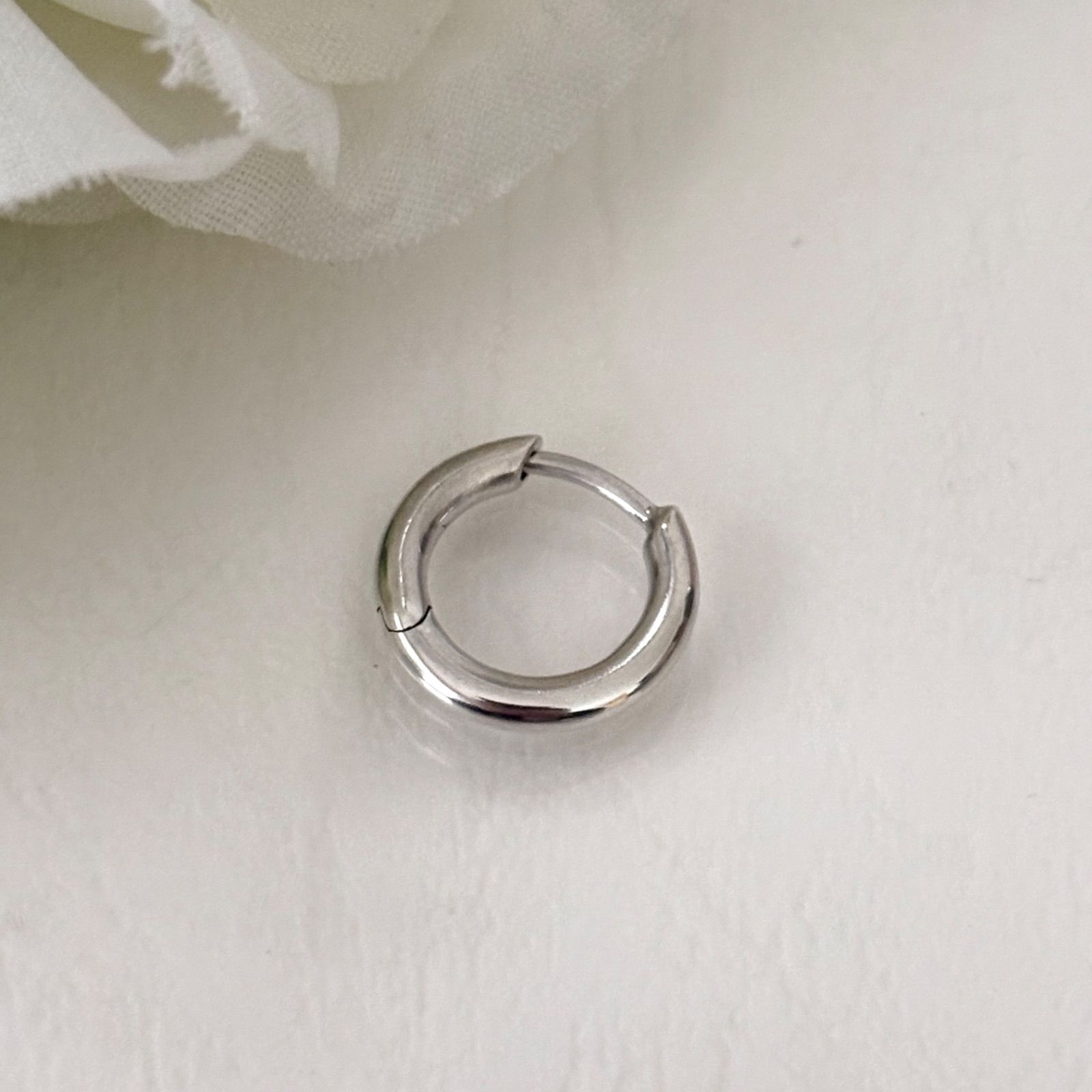 【片耳のみ】トムウッド　フープピアス　シルバー 042【トムウッド】シルバー フープピアス 片方のみ - メルカリ
