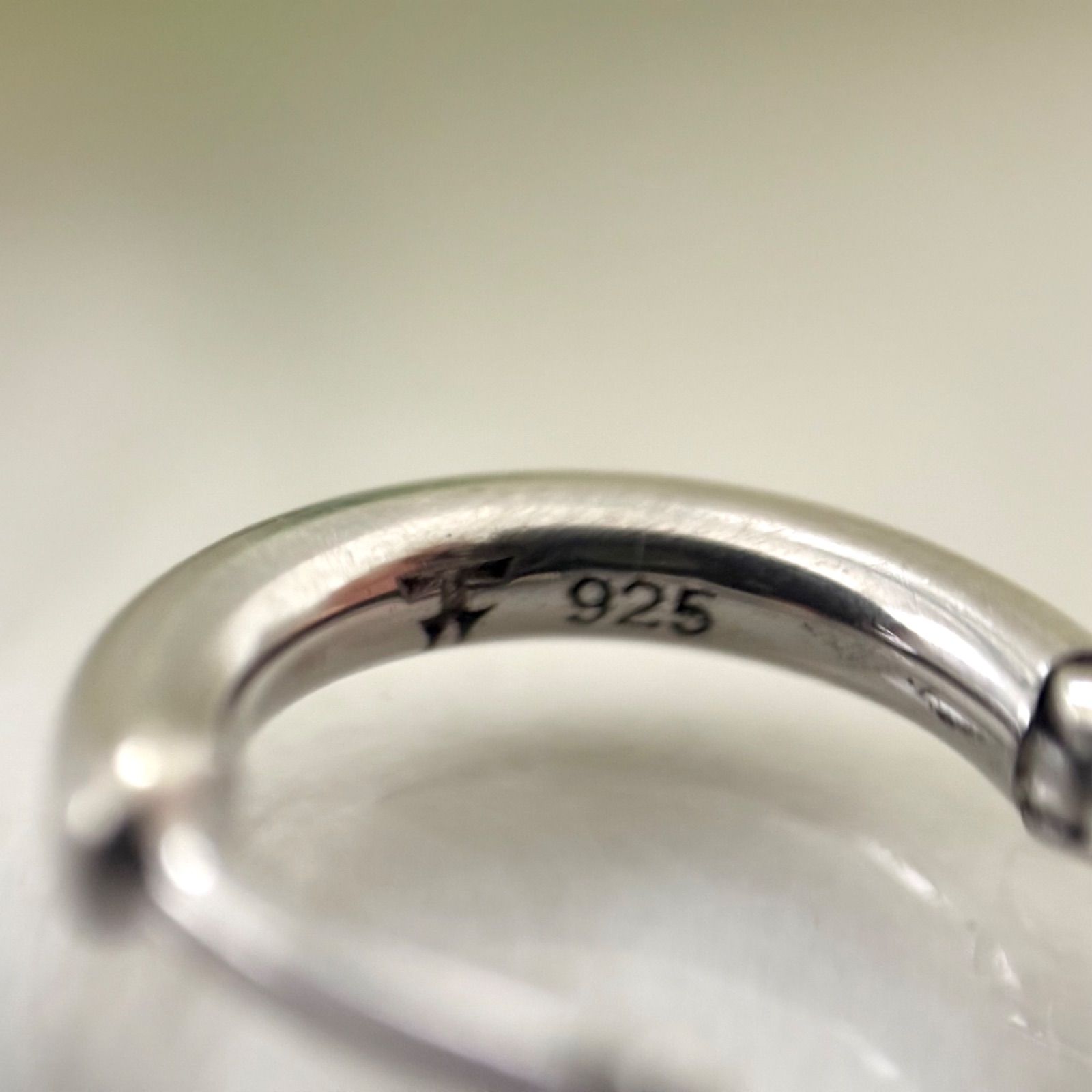 042【トムウッド】シルバー フープピアス 片方のみ - メルカリ