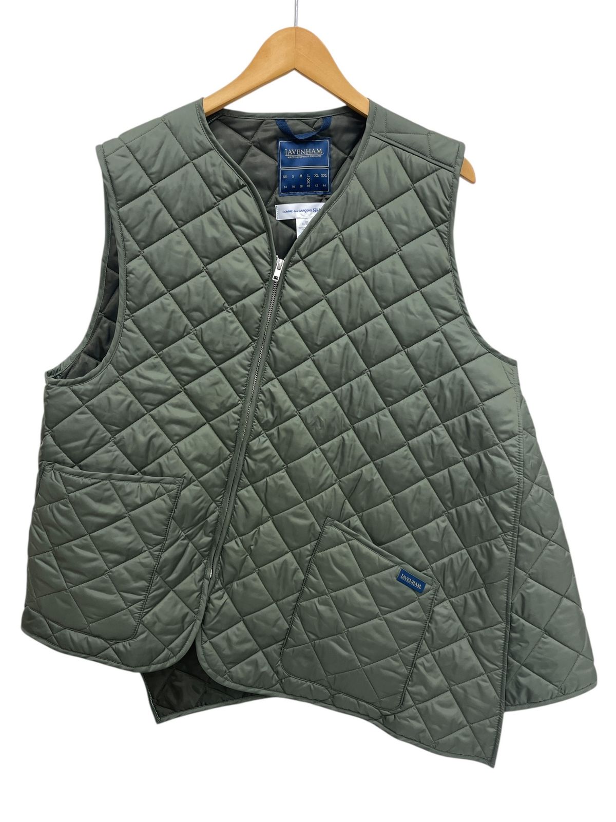 高級　ブルネロクチネリ　ダウンべスト　シルク　リネン　ベスト 高級 ブルネロクチネリ ダウンべスト シルク リネン ベスト 高級