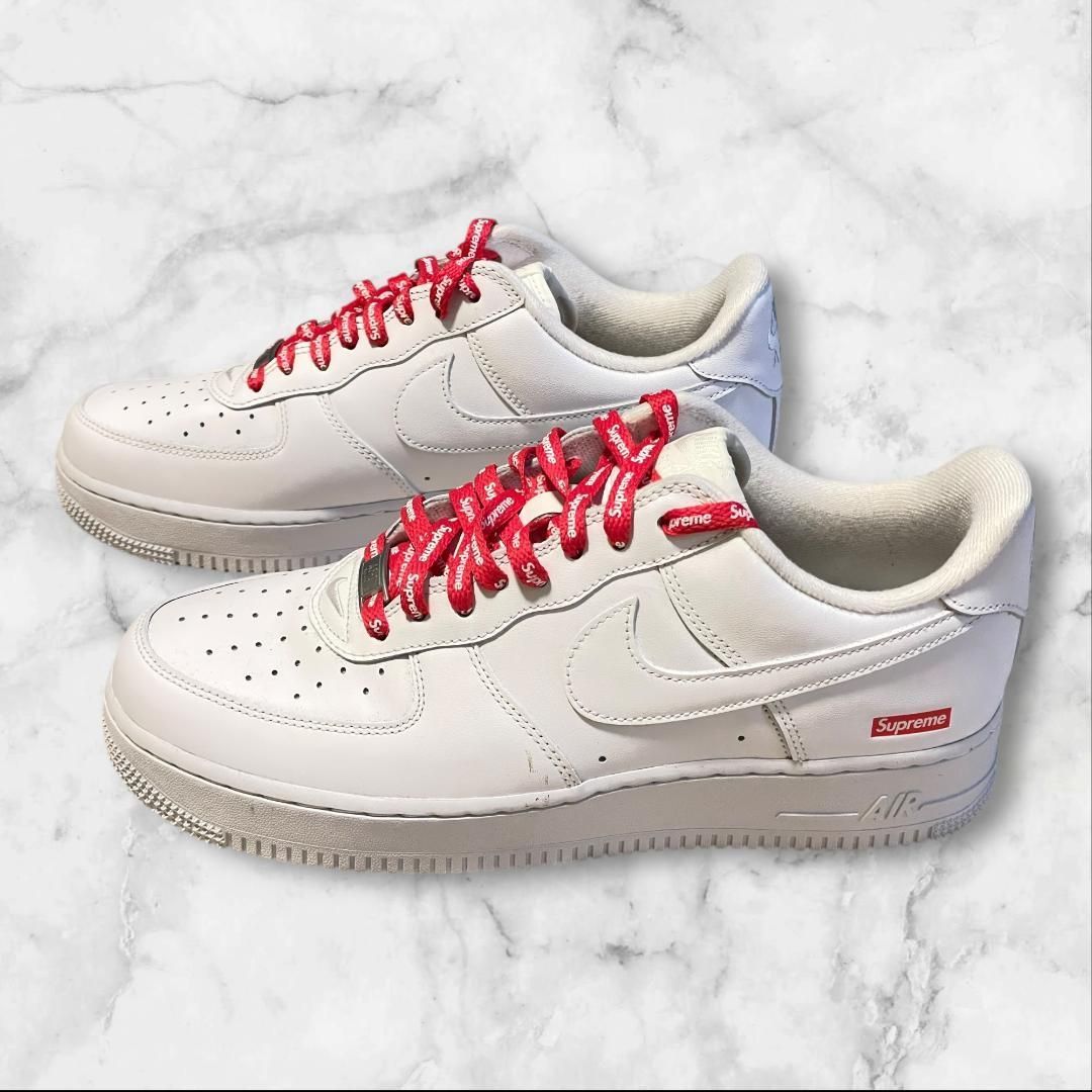 Supreme×NIKE エアフォース1 白 27.5cm シュプリーム 紐 - メルカリ