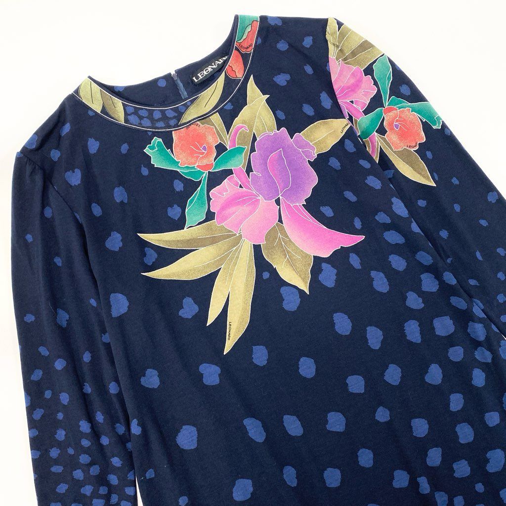 レオナール LEONARD 美品 花柄 チュニック ロング丈 濃紺 40 レオナール LEONARD 美品 花柄 チュニック ロング丈 濃紺 40