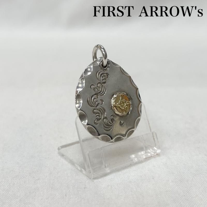 K18製コンパストップ、ラスト出品 ファーストアローズ K18付き唐草タタキメタルトップ40φ ペンダント