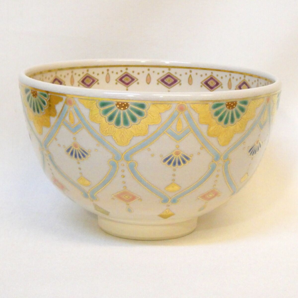 年末特売品】平安竜谷窯 三代目 宮川香雲作瓔珞紋 茶碗 上作 高級