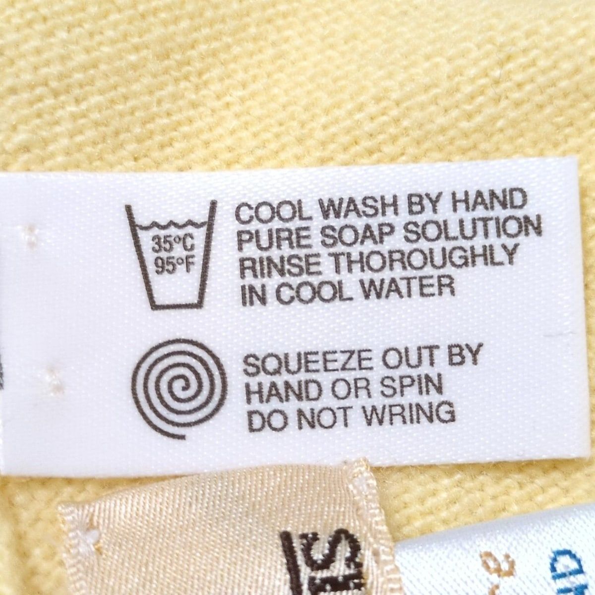 HERMES(エルメス) アンサンブル レディース - イエロー カシミヤ