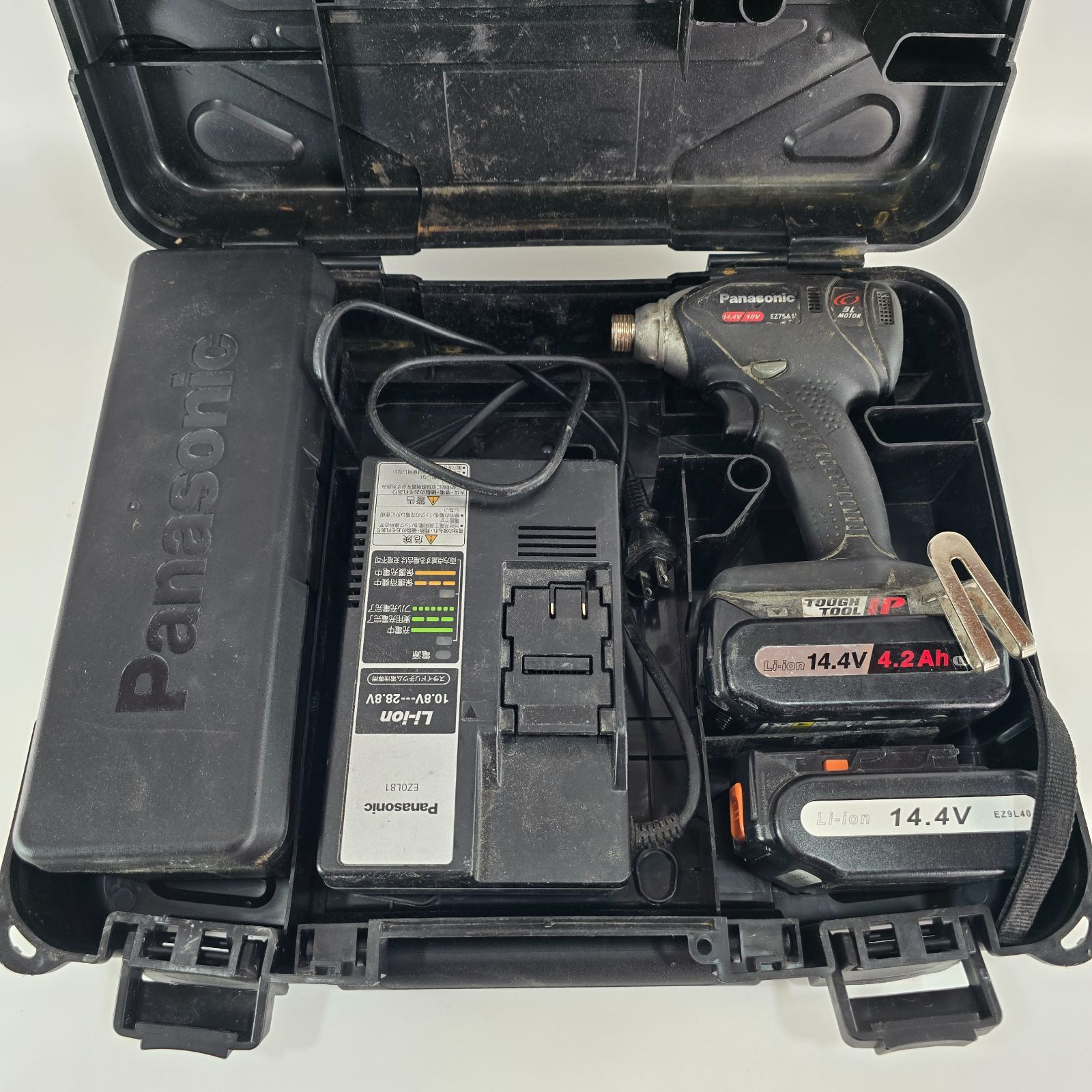 Panasonic EZ75A1インパクトドライバー 14.4V 4.2A 充電器 電動工具 