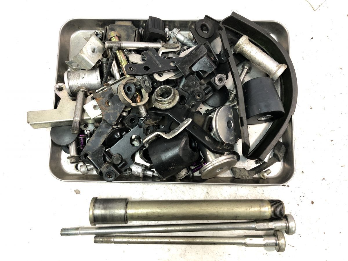 Kawasaki ZX-10R ZXT00F F型 2010 ネジ 小物 セット 配送 ボルト
