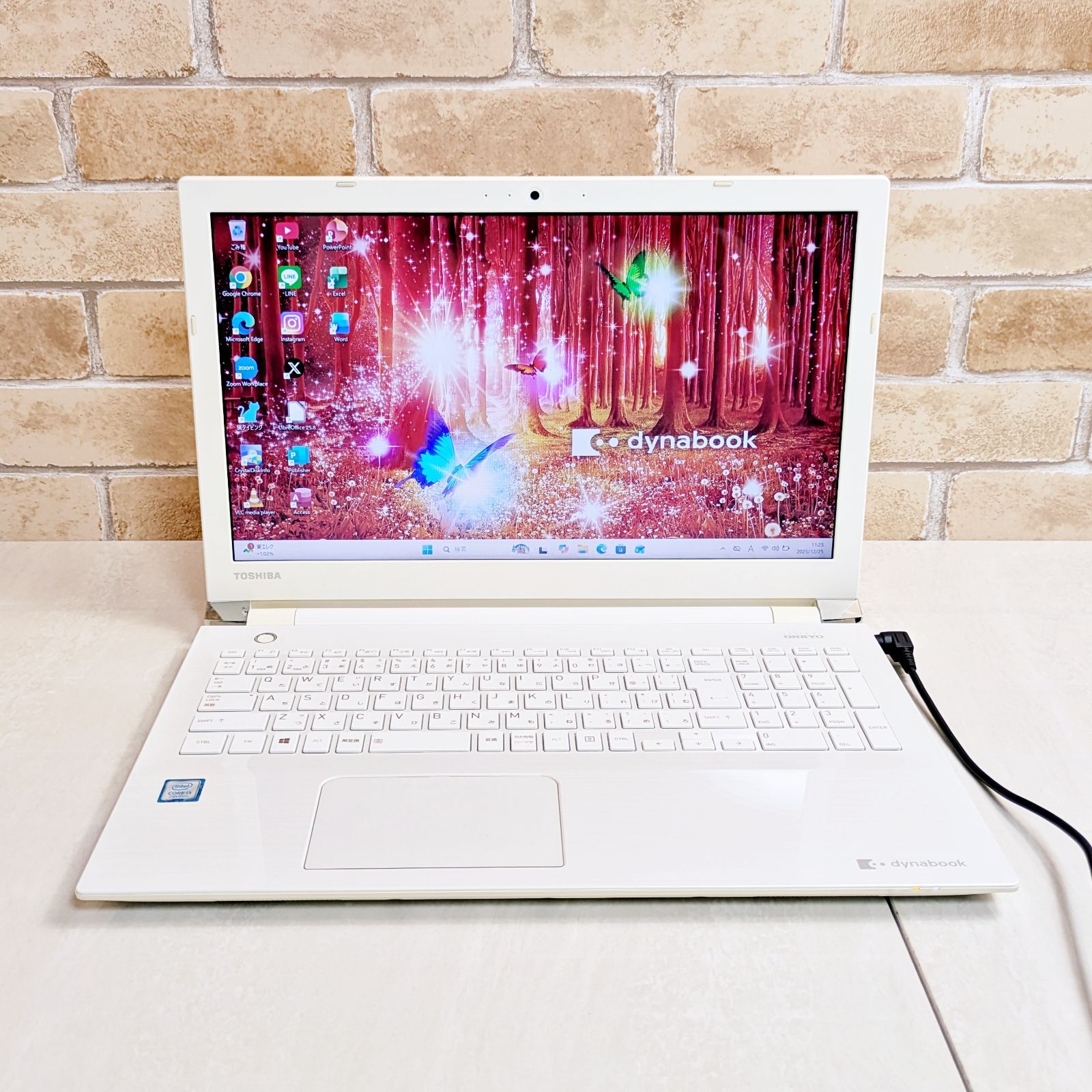 新品SSD256/i3/メモリ8G☆初心者OK！Win11ノートパソコン☆E19 新品SSD256/i3/メモリ8G☆初心者OK！Win11ノートパソコン☆E19