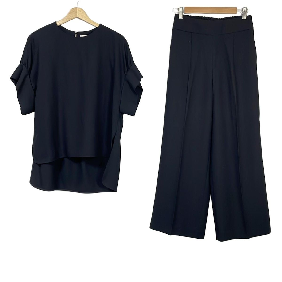 美品　ADORE アドーア　レース　パンツセットアップ　ネイビー　フォーマル ADORE(アドーア) レディースパンツセットアップ レディース美品